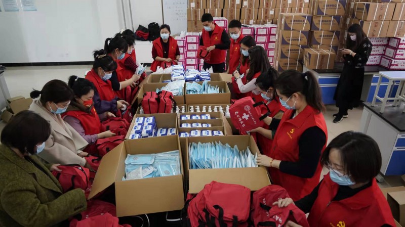 16、已发-学校新闻-学生处-沈阳城市建设学院:爱心防疫打包温暖,同心战疫用爱护航(2)