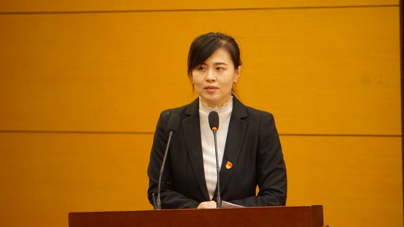 李丹