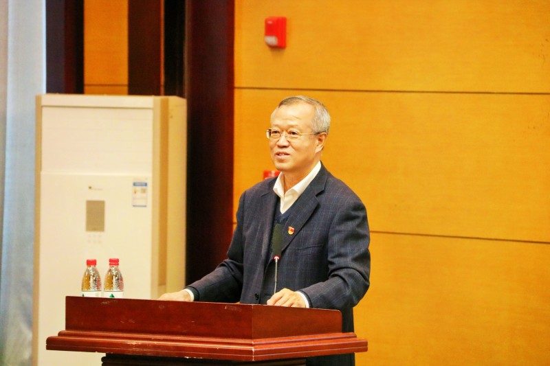 党委副书记、院长温景文为大学生讲授形势与政策课2